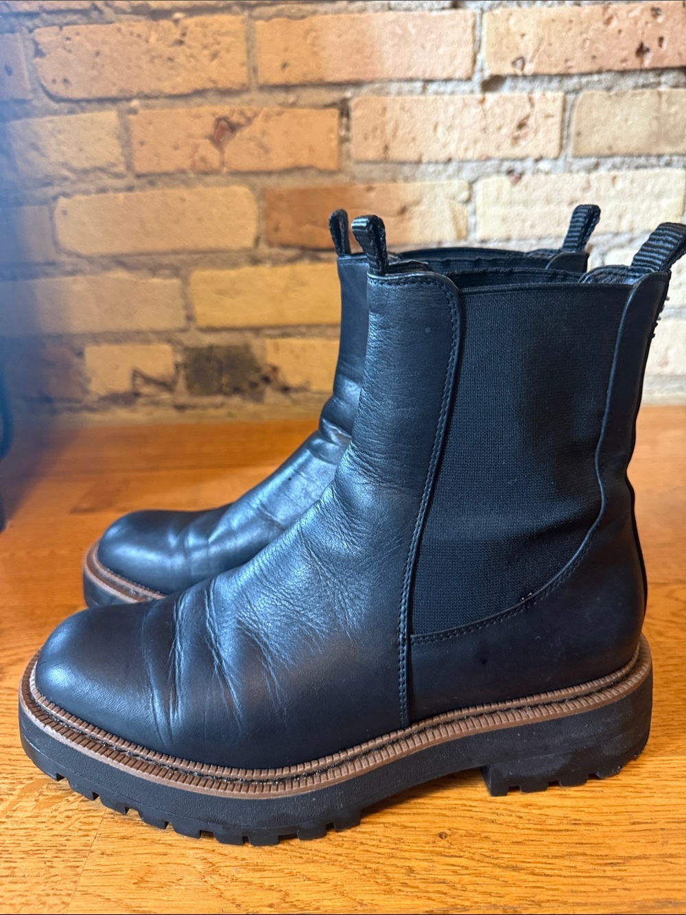 Sam Edelman Laguna Chelsea Boot - Picture 3 of 6